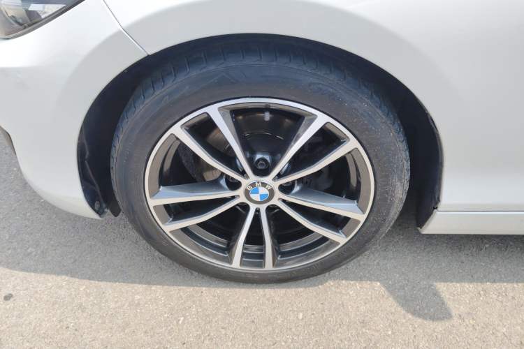 Used BMW 2 Series 2018 220i Convertible Coupe Sports Design Package