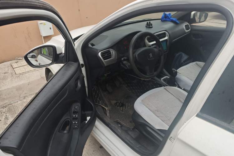 Used Peugeot 301 2016 1.6L Manual Happiness Edition