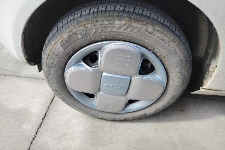 Used Geely Galaxy Panda 2024 Panda Mini 200km Longteng PRO Edition
