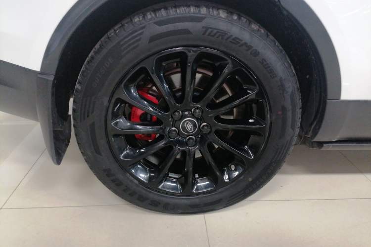 Used Land Rover Discovery 2019 3.0 SC V6 SE
