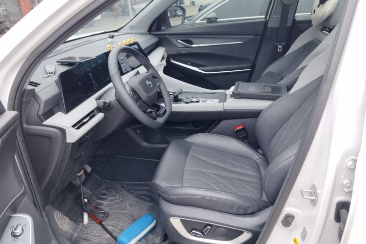 Used CHANGAN CS75 PLUS 2024 3rd Generation Champion Edition 1.5T Intelligent Drive Dynamic Model
