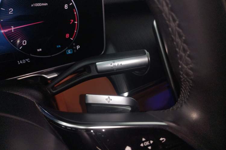 Used Mercedes-Benz S-Class 2023 S 400 L Business Model Gear Lever