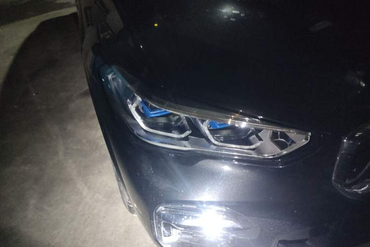 Used BMW X5 2022 xDrive 40Li M Sport Package