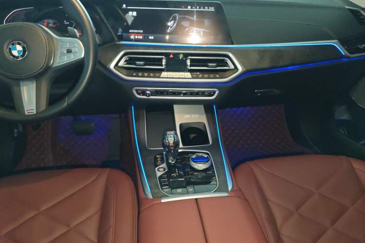 Used BMW X5 2022 Restyled xDrive 30Li Luxury Version M Sport Package