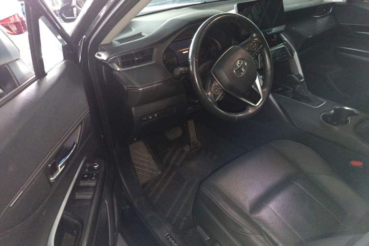 Used Toyota Harrier 2023 Dual-Engine 2.5L CVT Two-Wheel Drive Luxury Edition Driver Seat