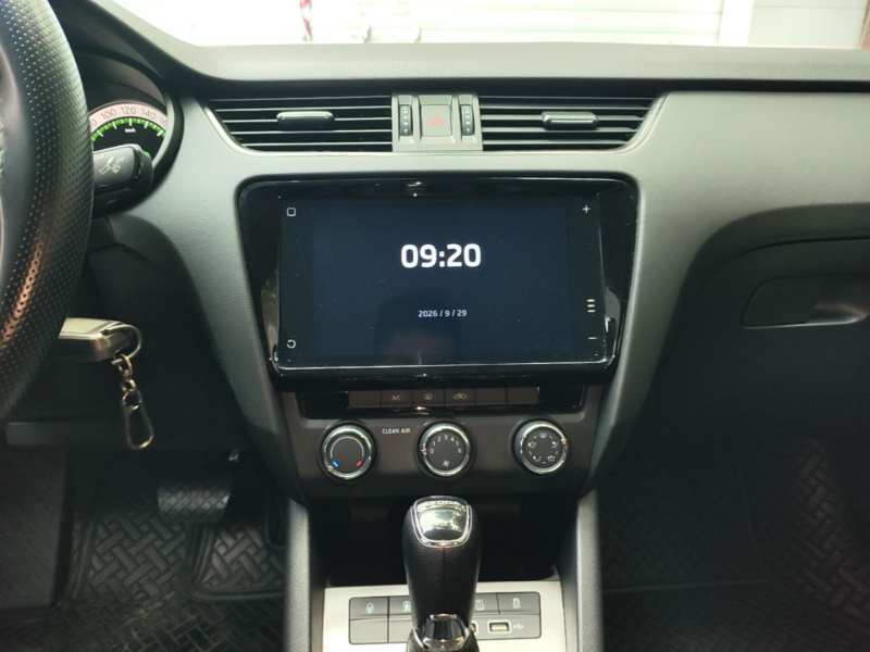 Used Skoda Octavia 2022 1.5L Automatic Comfort Edition — 12