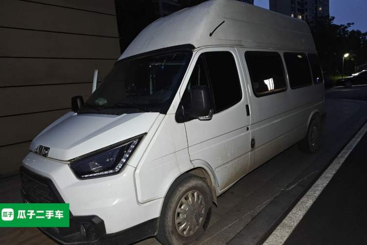 Used JMC Transit 2019 2.8T Commercial Version Long Wheelbase High Roof 6-Seater Rear Single Tire China VI Emission Standard – JX493
