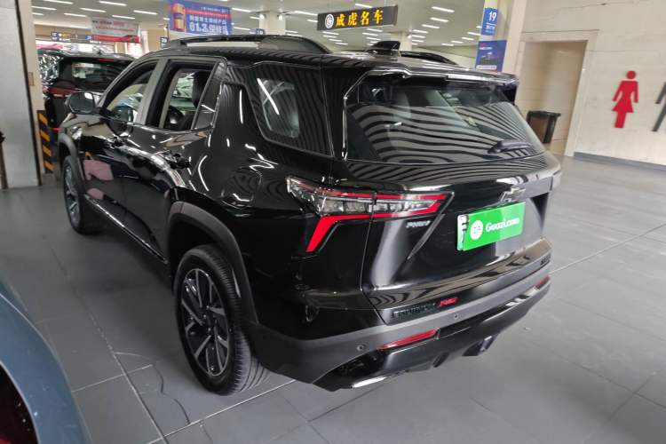 Used Chevrolet Equinox Plus 2024 102km RS Ultimate Edition
