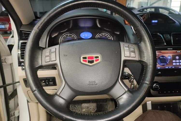 Used Geely Auto Classic Emgrand 2013 Sedan 1.8L CVT Prestige Model
