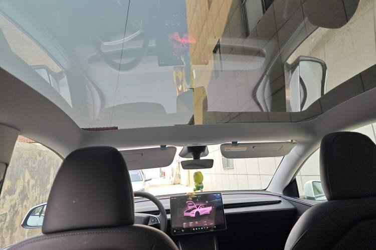 Used Tesla Model Y 2025 Rear-Wheel Drive First Edition