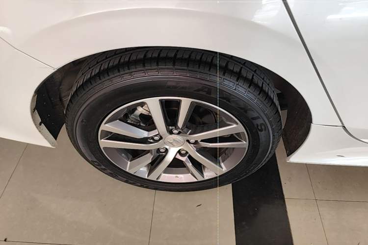 Used Honda Civic 2023 240TURBO CVT Dynamic Edition
