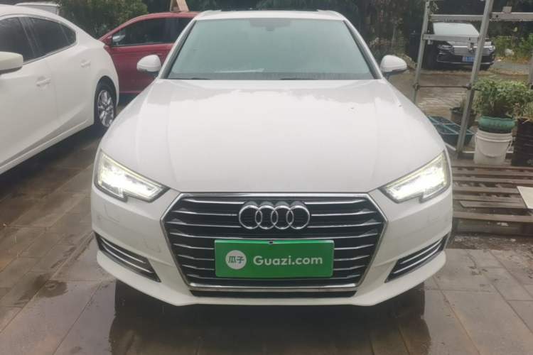 Used Audi A4L 2018 30th Anniversary Edition 40 TFSI Trendy Model