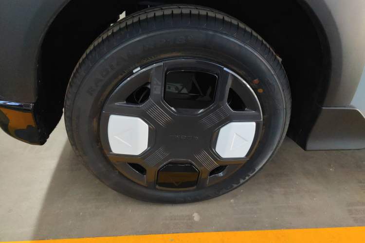 Used Geely Galaxy Panda 2025 210km Panda Kart
