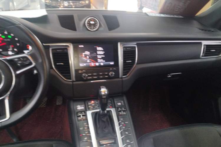 Used Porsche Macan 2017 Macan 2.0T
