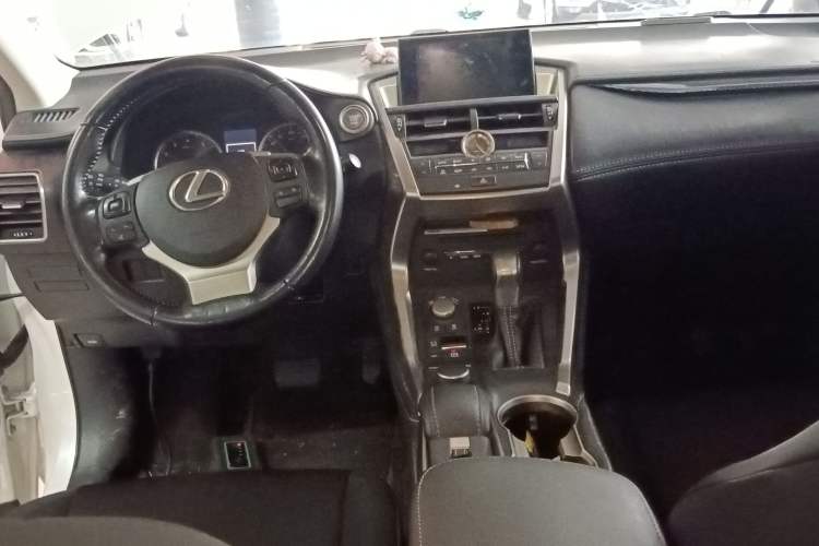 Used Lexus NX 2015 200 Front-Wheel Drive X-Trail SE Edition