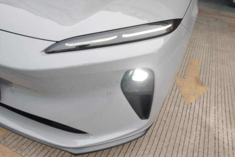 Used Nio ET5T 2024 75kWh Touring Left Front Headlight