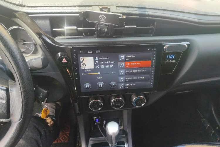 Used Toyota Corolla 2017 Revised Version 1.2T S-CVT GL Audio And AC Panel