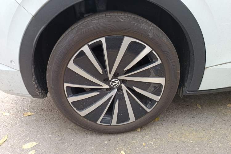 Used Volkswagen ID.4 X 2023 Ultra-Intelligent Long-Range Version