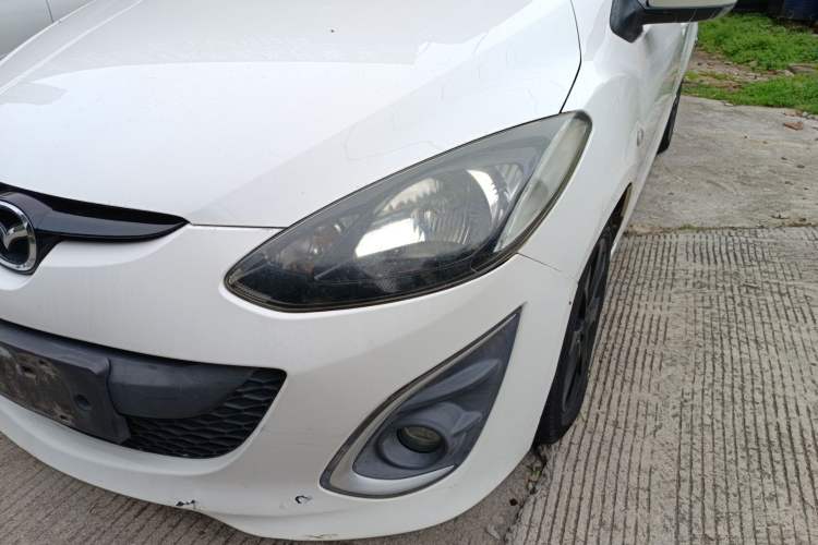 Used Mazda 2 2012 Hatchback Xuan Dong 1.5L Automatic Value Edition