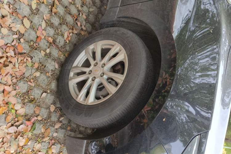 Used Chevrolet Equinox 2018 535T Automatic YuJie Edition Right Front Wheel Hub