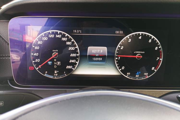 Used Mercedes-Benz E-Class 2018 Facelift E 200 L Sport 4MATIC