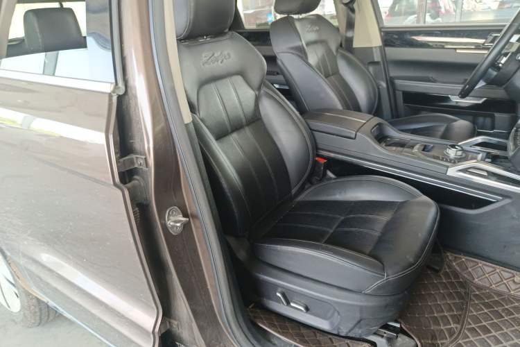 Used Zotye T700 2017 1.8T Dual-Clutch Luxury Model