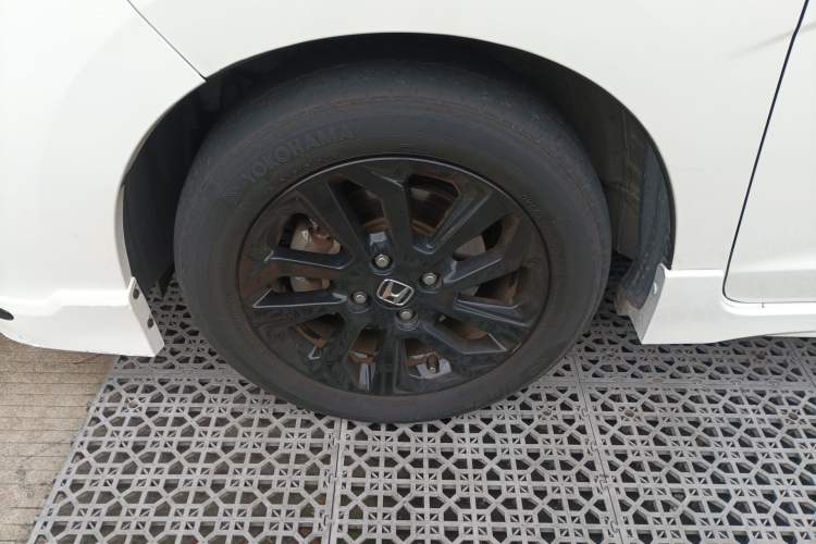 Used Honda Fit 2018 1.5L CVT Trendy Run+ Edition Exterior 4