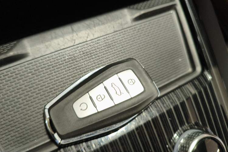 Used Geely Auto Monjaro L 2021 2.0TD DCT EVO Two-Wheel Drive Smart Luxury Version
