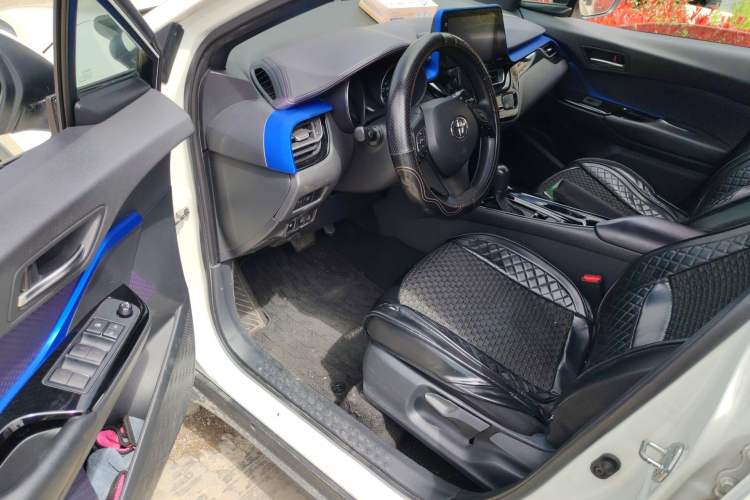 Used Toyota IZOA 2020 2.0L Enjoy Edition