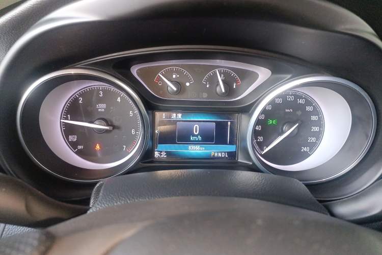 Used Buick Envision 2018 20T Two-Wheel Drive Luxury Model
