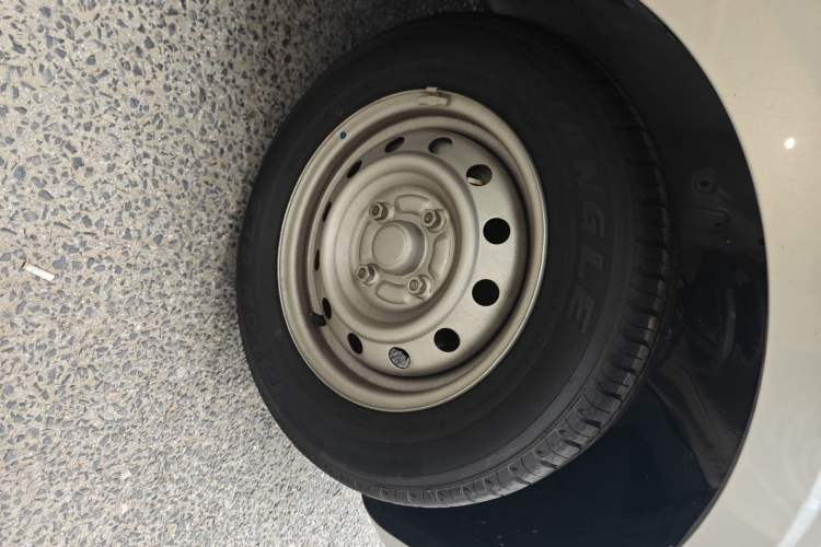 Used Wuling Hongguang V 2022 1.5L Jingqu Edition Electric-Assist LAR