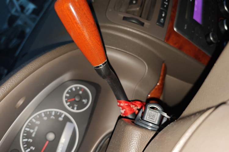 Used Buick GL8 2011 2.4L CT Comfort Edition
