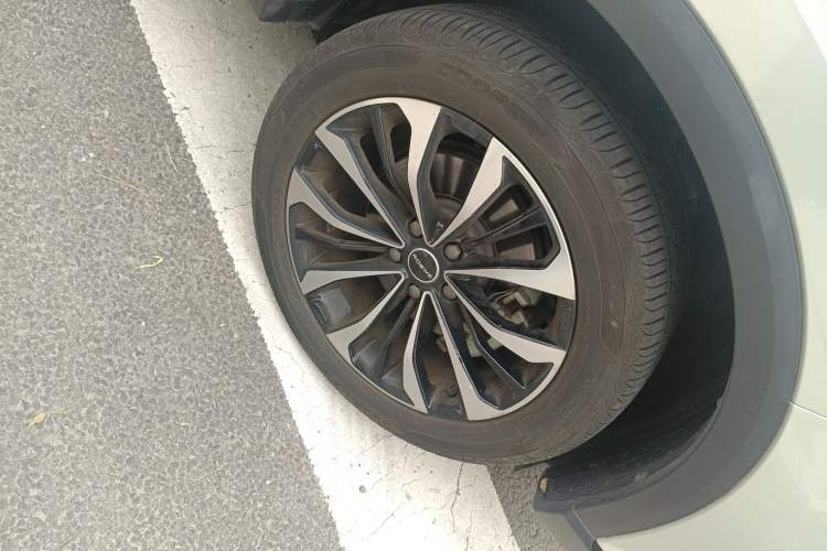 Used Roewe RX5 MAX 2019 300TGI Automatic 4G Connect Luxury Edition
