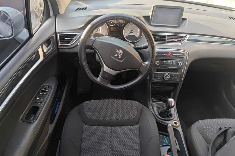 Used Peugeot 308 2012 1.6L Manual Fashion Edition