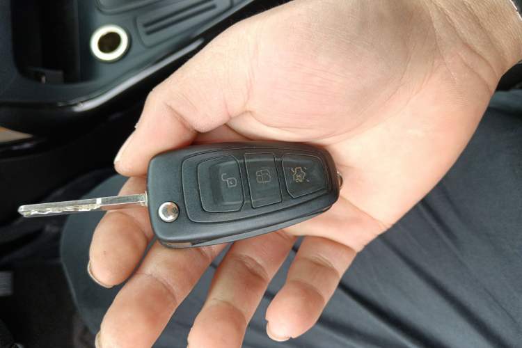 Used Ford Focus 2015 Sedan 1.6L Automatic Trend Model Vehicle Key