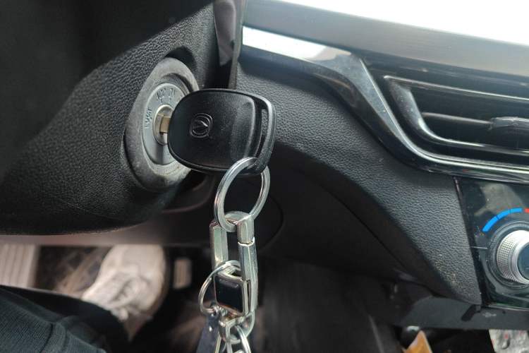 Used CHANGAN Eado New Energy 2022 EV460 Smart Ride-Hailing Edition – Lithium Iron Phosphate Interior 1