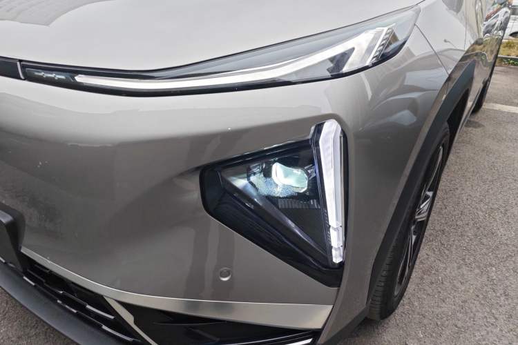 Used Geely Galaxy L7 2025 EM-i 115km Exploration+ Edition
