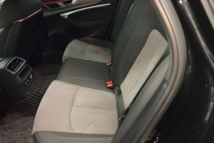 Used Audi A6L 2024 40 TFSI Luxury Dynamic Edition
