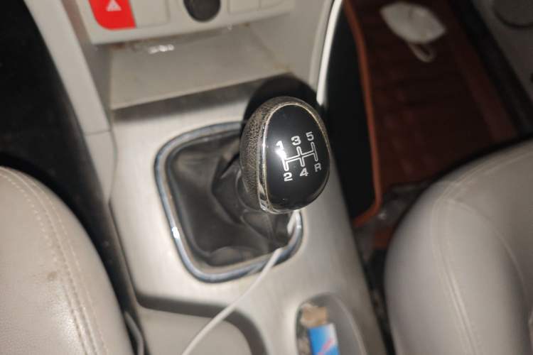 Used HYOSOW H3 2016 H3F 1.5L Manual Luxury Model Gear Lever