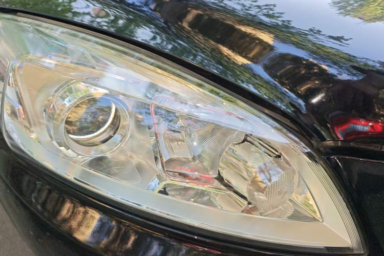 Used BAIC Senova D50 2014 1.5L manual comfort version Right Front Headlight