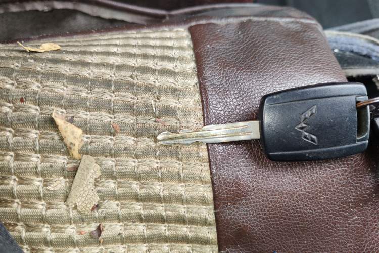 Used Wuling Zhengcheng 2015 1.5L Comfort L3C Vehicle Key