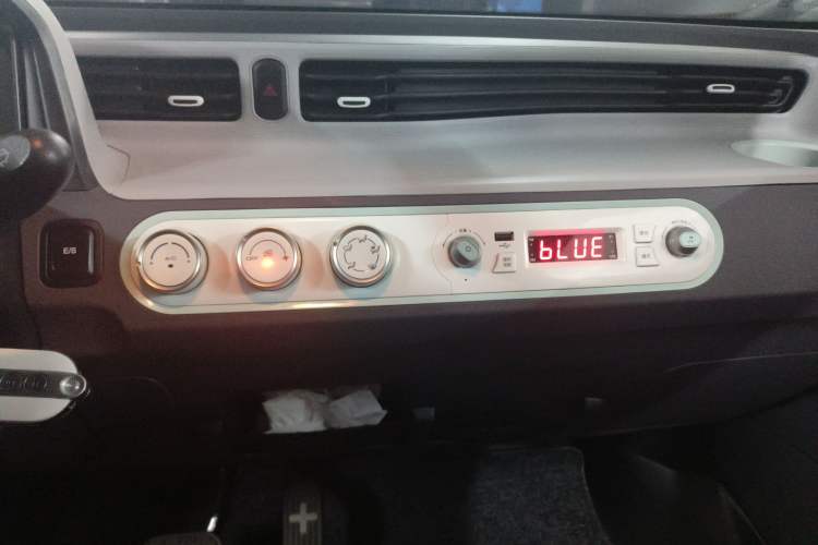 Used Wuling Hongguang MINIEV 2022 Macaron Premium Model – Lithium Iron Phosphate