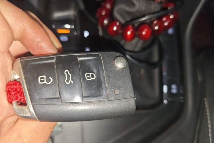 Used Volkswagen Tiguan L 2018 330TSI Automatic Two-Wheel Drive Luxury Edition