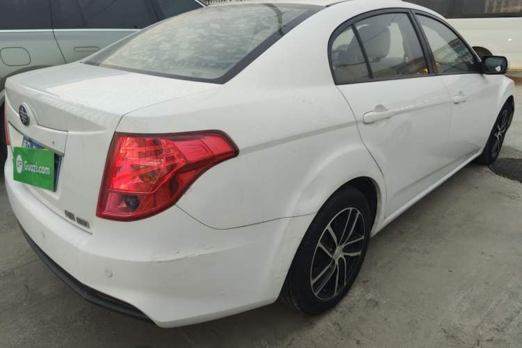 Used Bestune B50 2013 1.6L manual Comfort trim level