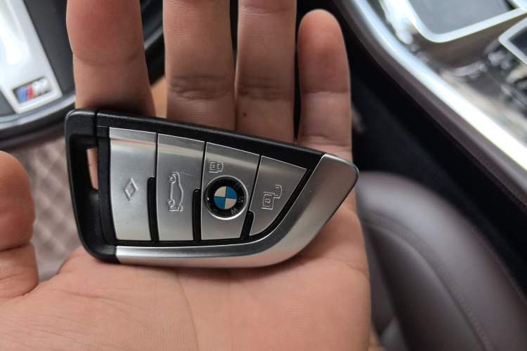 Used BMW X5 2022 xDrive 30Li M Sport Package