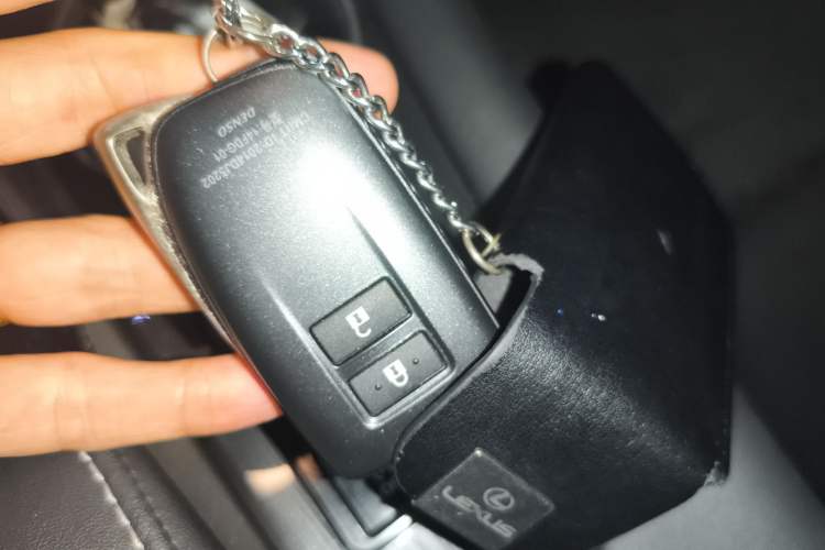 Used Lexus RX 2016 300 Two-Wheel Drive Elite Version China V Standard Vehicle Key