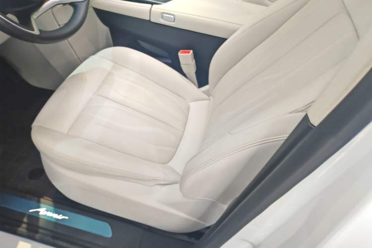 Used Buick GL8 New Energy 2024 Lu Zun Deluxe Edition 7-Seater