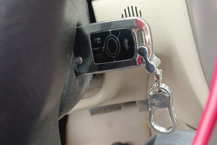 Used Buick Excelle 2015 1.5L Automatic Classic Model
