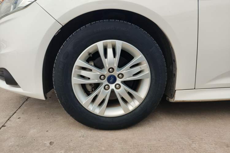 Used Ford Focus 2012 Hatchback 1.6L Manual Comfort Model