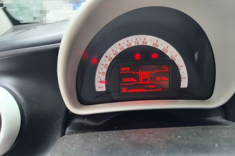 Used smart fortwo 2015 1.0L 52 kW hardtop Dynamic version